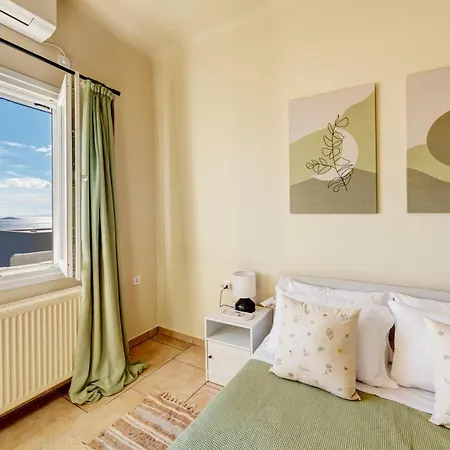 Almira Aegean View Syros 公寓 *